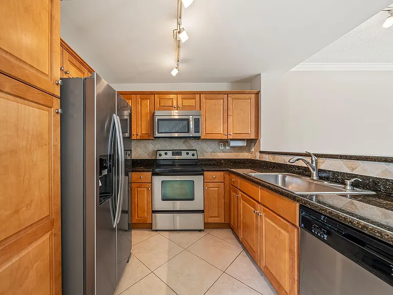 11789 Saint Andrews Pl #106 — Photo 9