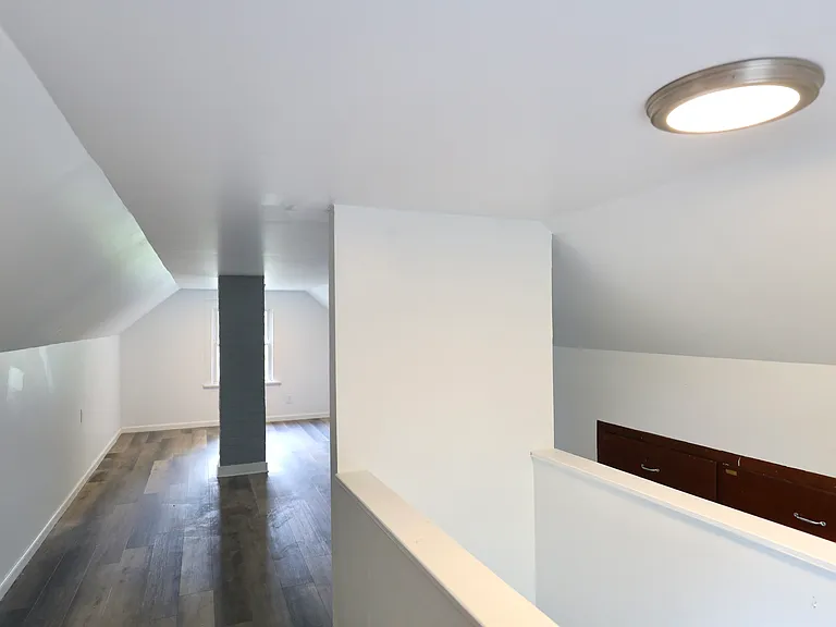 1217 Tioga Ave — Photo 3