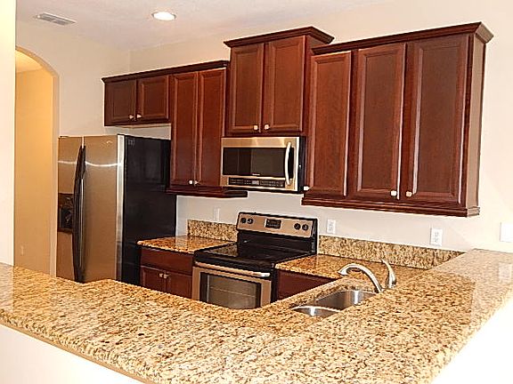 Bring the family to this fantastic kitchen in out rental l h