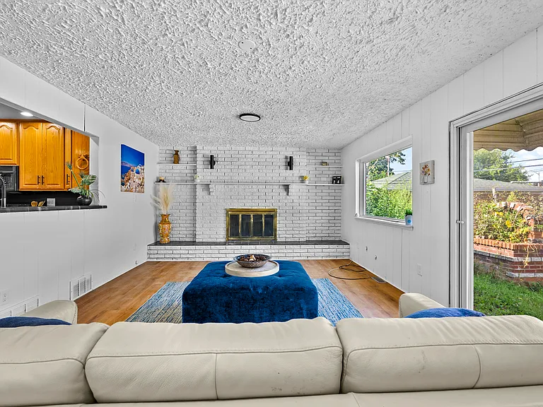 4020 Wall Ave — Photo 20