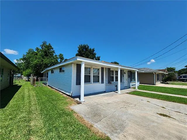 110 Vista Dr — Photo 2