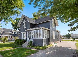 218 N Nash St, Hortonville, WI 54944