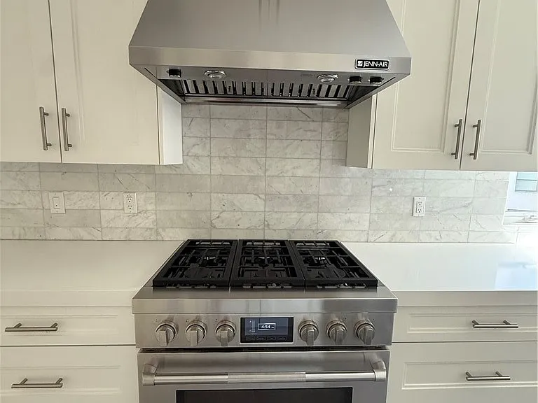 5907 S Westlawn Ave — Photo 13
