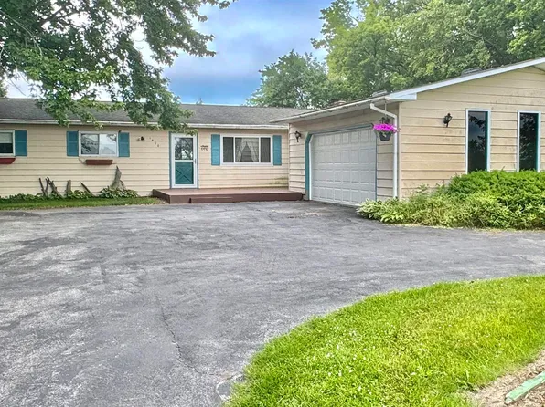 1400 Wetters Rd, Kawkawlin, MI 48631