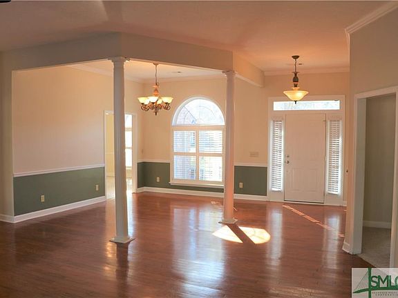 5th image of 9046 Oakfield Dr