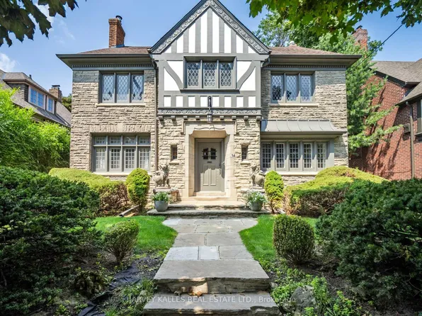 14 Dewbourne Ave, Toronto, ON M5P 1Z4