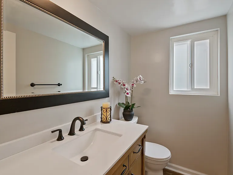 1909 Harriman Ln #1 — Photo 7