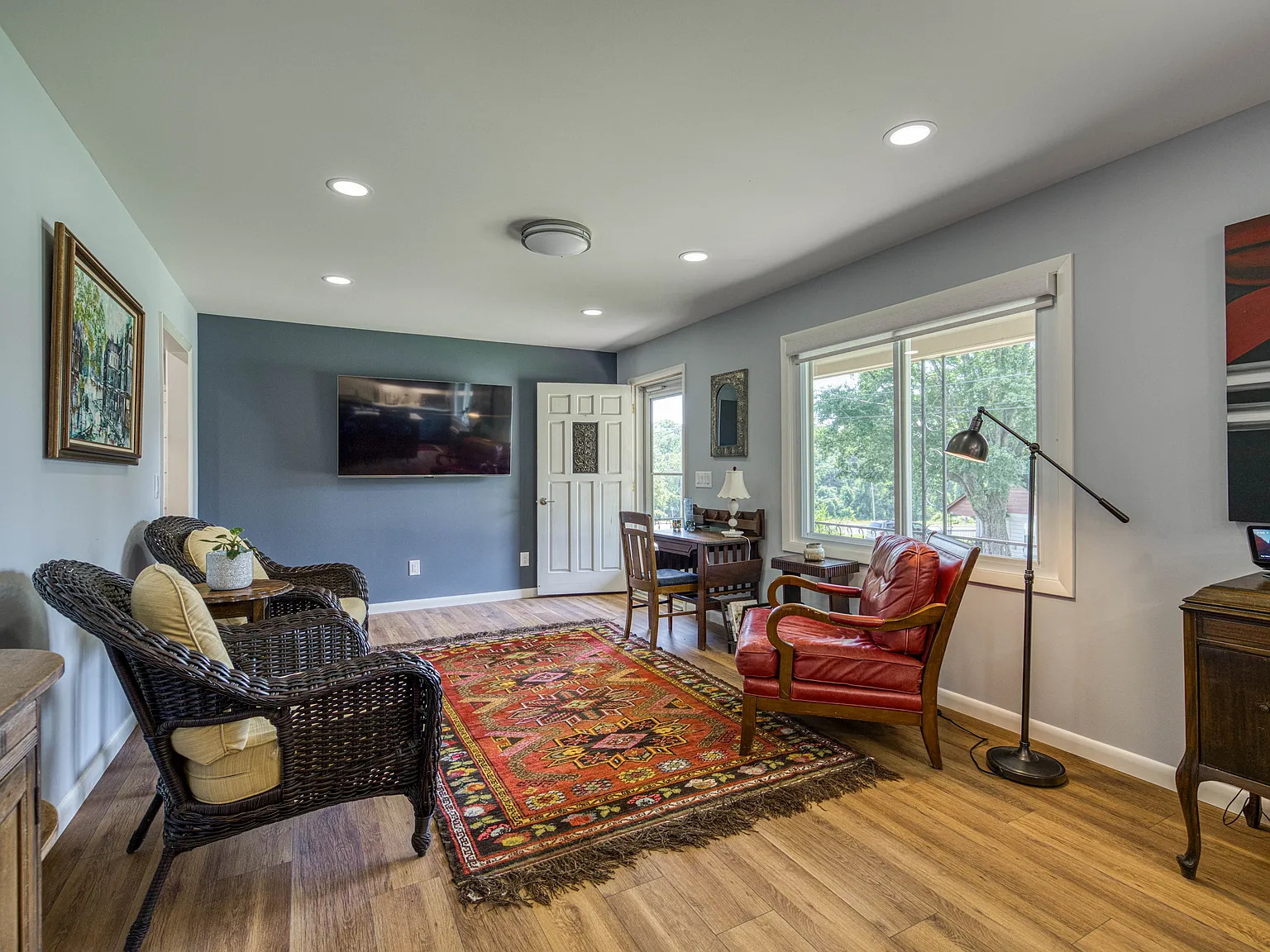 3 bed, 1440 sqft, $2,200 — Photo 3