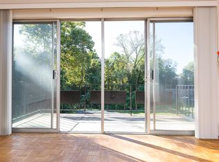 2145 Madison Rd #D10, Cincinnati, OH 45208