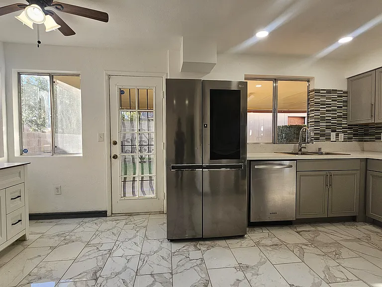 2229 Goldhill Way — Photo 7