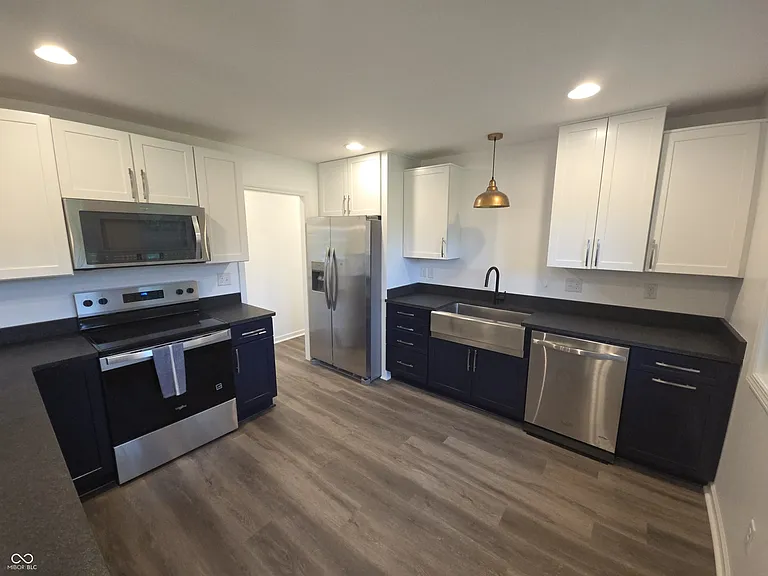 10735 Vali Dr — Photo 8