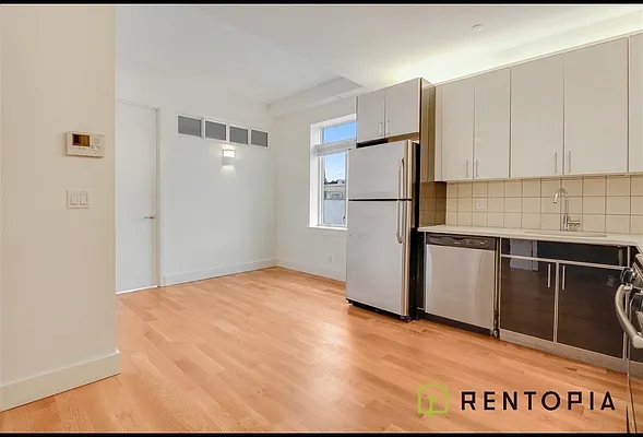 Rented by Rentopia | media 3