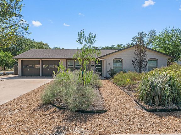 2nd image of 5405 Fairmont Cir