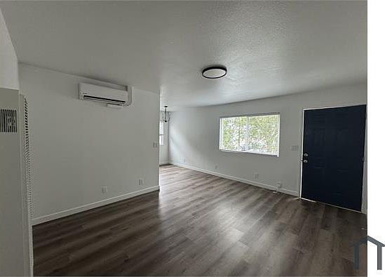 2nd image of 3755 Locke Ave