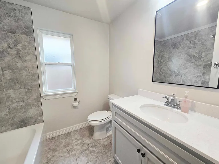 9221 Anaum Ln — Photo 17