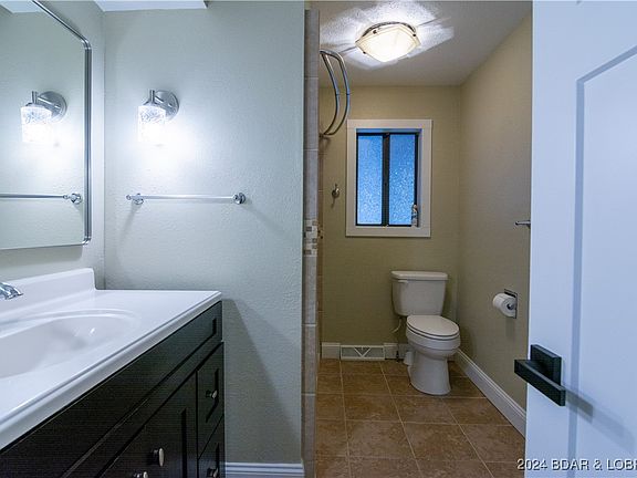 5th image of 641 Porter Mill Springs Dr