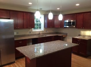 56 Huxley Ave, Providence, RI 02908