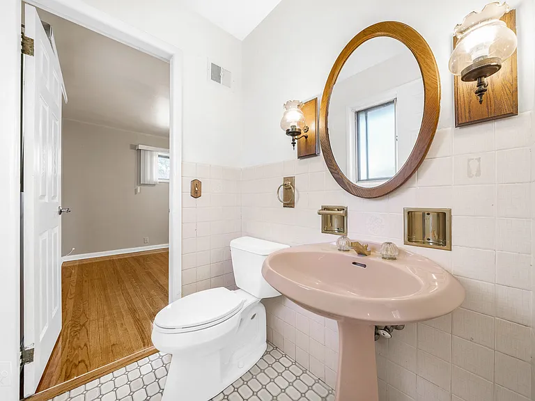 283 S Fair Ave — Photo 19