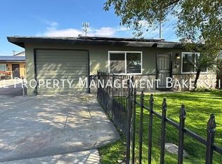 26 Stephens Dr #A, Bakersfield, CA 93304