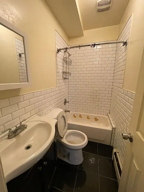 9 bed, 3.0 bath, 824 sqft, $3,500 — Photo 2