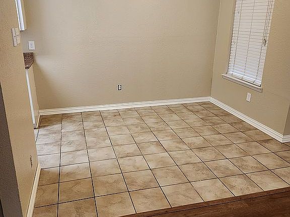 5th image of 7017 Crosstimbers Ln