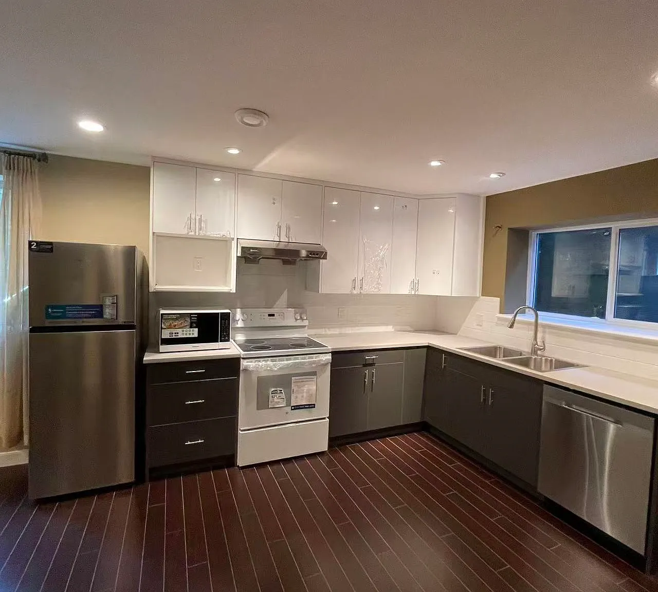 2 bed, 1314 sqft, $1,700 — Photo 2