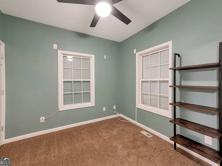 1079 Sims St SW — Photo 9