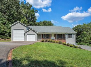 159 Walnut Landing Cir, Hardy, VA 24101