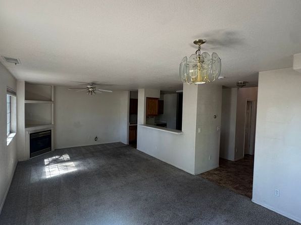 5800 N Christmas Tree Ln UNIT 205