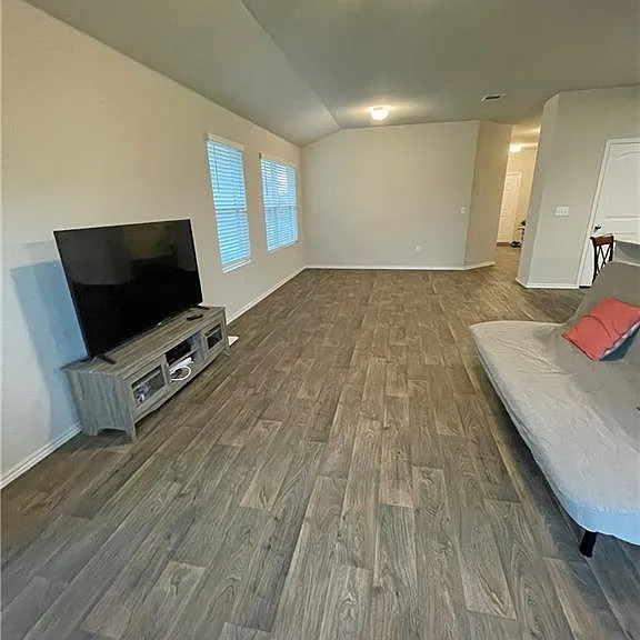 5825 Shanjia Dr — Photo 18