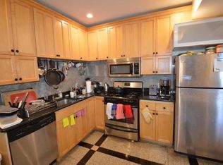 67 Babcock St #2V, Brookline, MA 02446