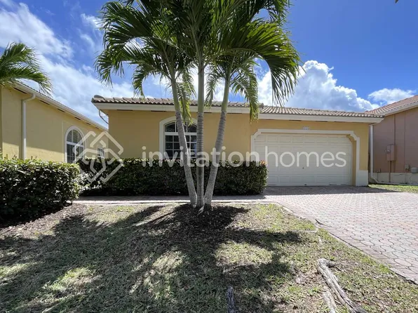 9118 SW 161st Ter, Palmetto Bay, FL 33157