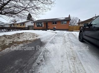 710 James St S, Thunder Bay, ON P7E2V8