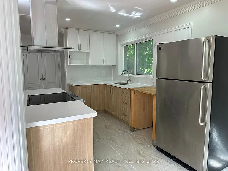 89 Bow Valley Dr — Photo 2