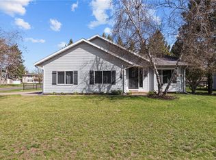 1604 Meadow Ln, Eau Claire, WI 54701