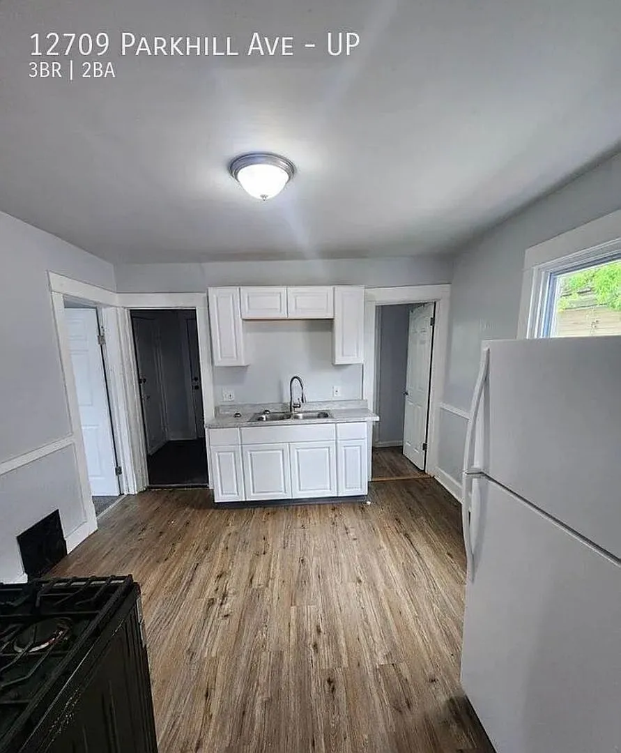Parkhill12709 — Photo 3