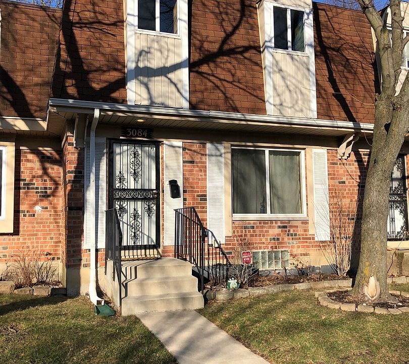 1st image of 3084 Saint Ives Ln