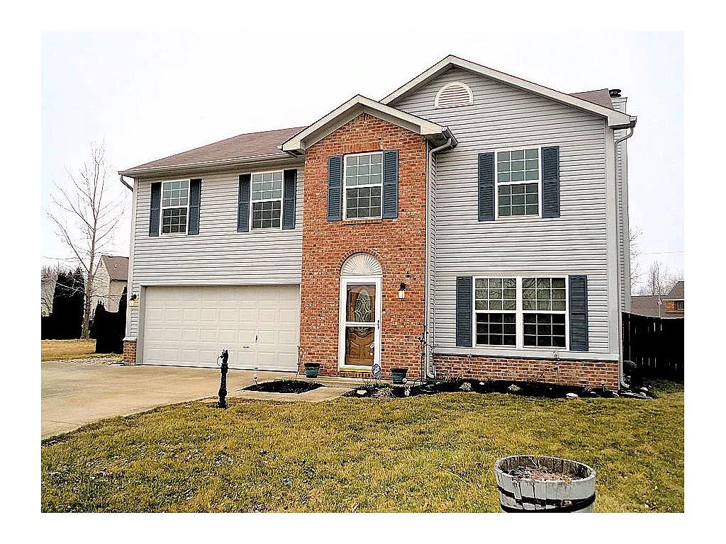 8814 Brassport Cir photo 1