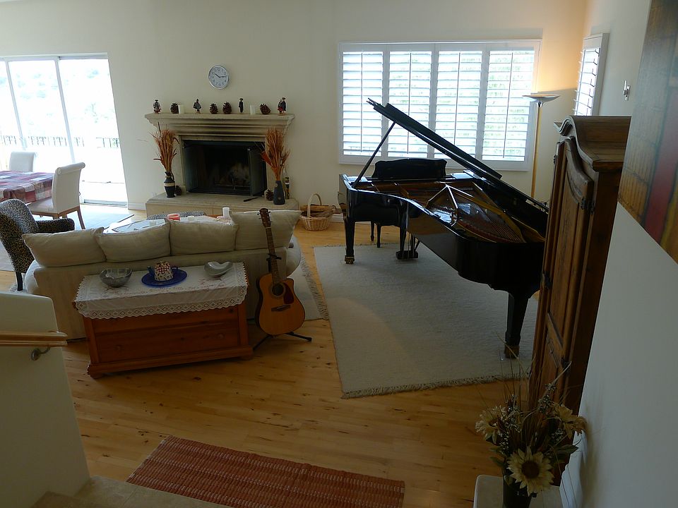 1st image of 21114 Las Flores Mesa Dr
