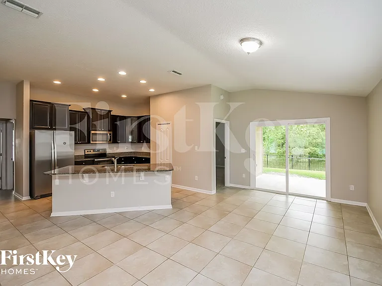 1044 Mayfair Creek Ct — Photo 5