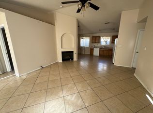 323 Calle Amarillo SW, Albuquerque, NM 87121
