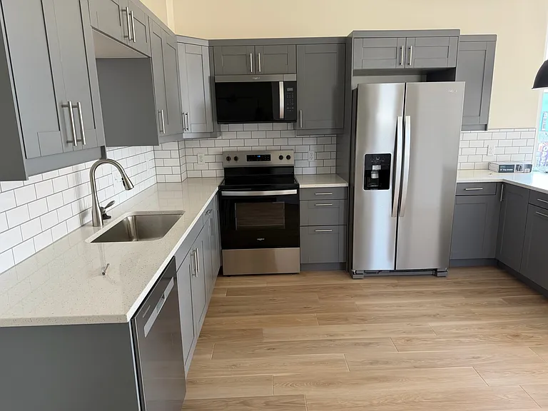 900 Central Ave #205 — Photo 12
