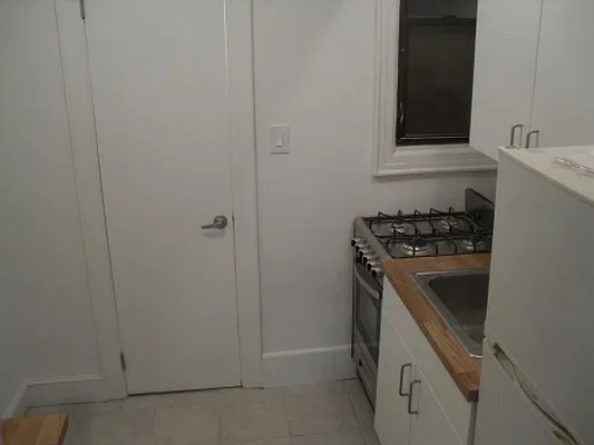 Rented by Nest Seekers International | media 11