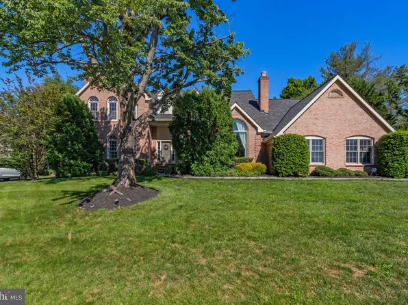 1289 Middleton Ct, Vienna, VA 22182