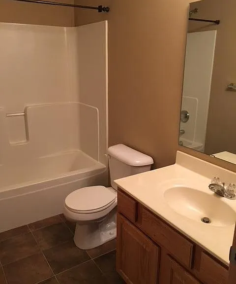 4504 Village Square Blvd N — Photo 21