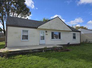 20734 Broadacres St #1, Clinton Township, MI 48035