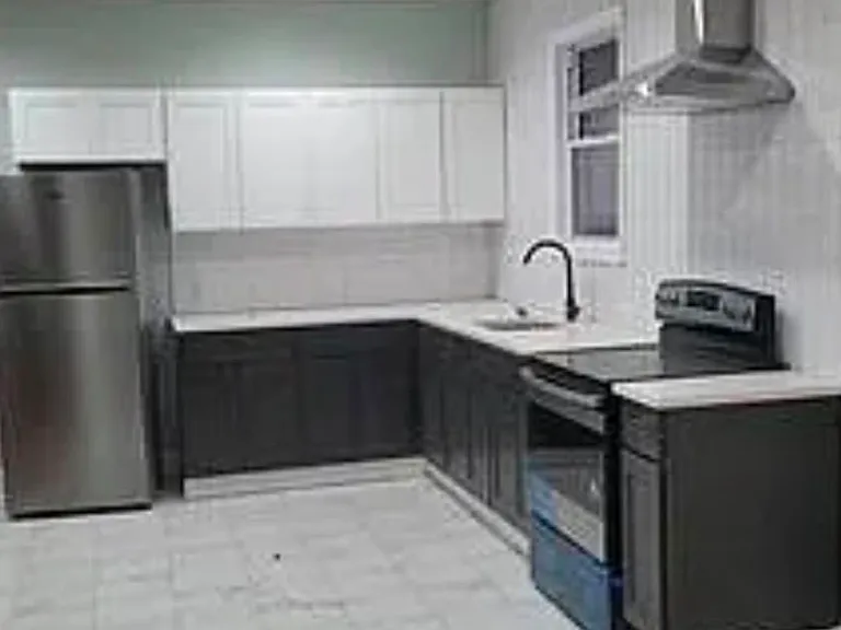 61 Linden Ave #9 — Photo 1