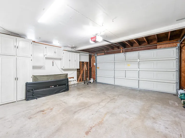 8936 Libra Dr — Photo 43