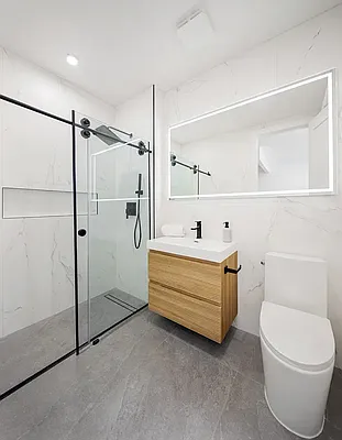 Bathroom, photo 1