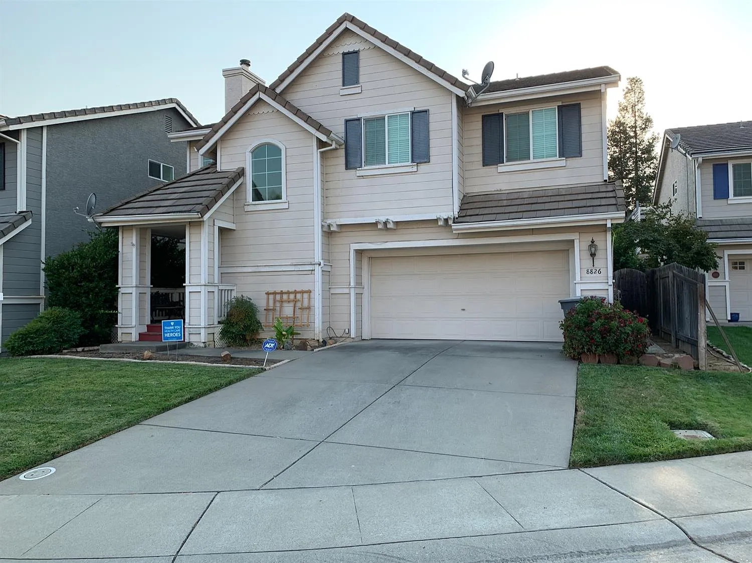 8826 Breaker Point Ct photo 1